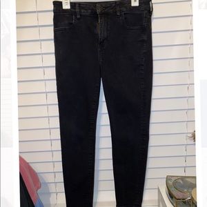 Black American Eagle Jeans (short)